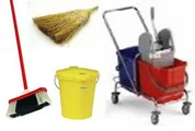 Geräte für Bodenreinigung, Besen, Nasswischwgen